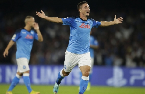 意甲转会大剧：那不勒斯尤文的球员交换风云