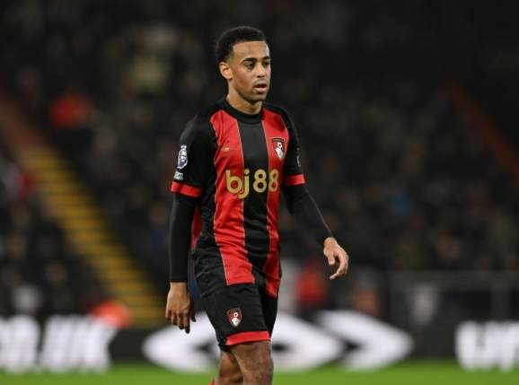 亚当斯发声：伯恩茅斯乘胜再出发