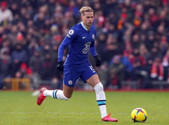 穆德里克困境：蓝军首发之位难寻