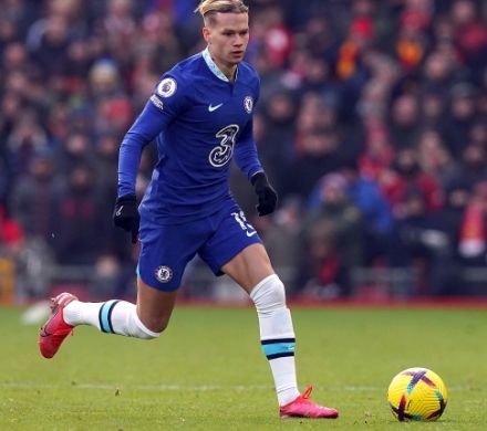 穆德里克切尔西之旅：困境中追逐首发之梦