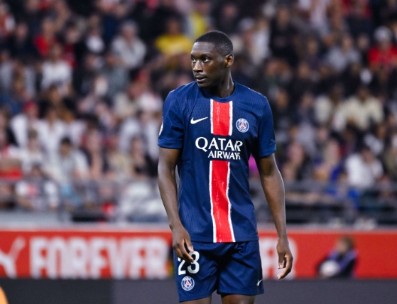 穆阿尼在巴黎：标王的挣扎与破茧之路