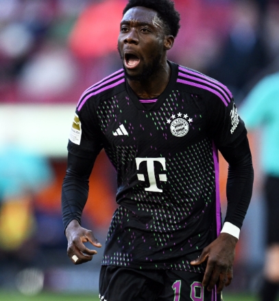 戴维斯转会风云：拜仁沙特间的抉择悬念