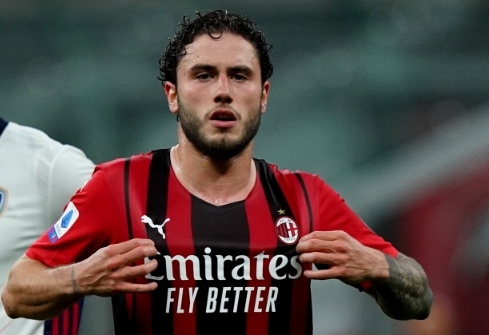 米兰欧冠首发猜想：迎战红星的阵容谜题与期待