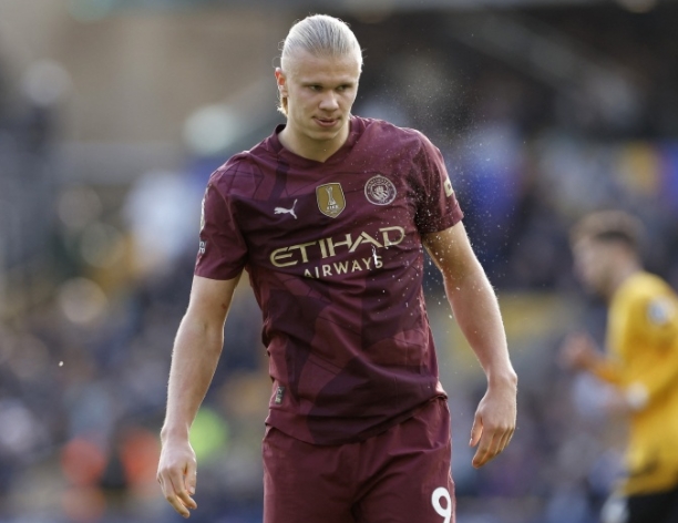 哈兰德欧冠失机之殇：曼城困境反思