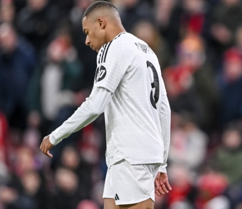 姆巴佩伤势悬念：皇马命运的关键转折？