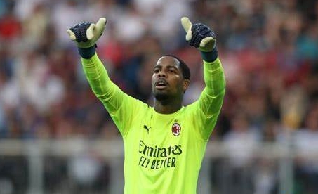 米兰续约谜题：迈尼昂特奥谁将留守？