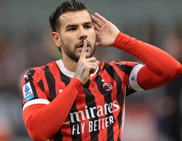 米兰热那亚战前风云：丰塞卡的布局与悬念