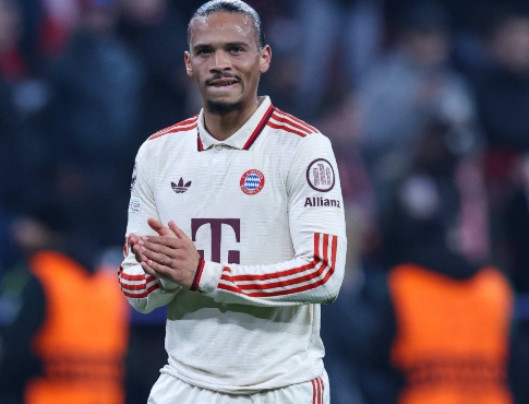 萨内续约风波：哈曼观点引争议