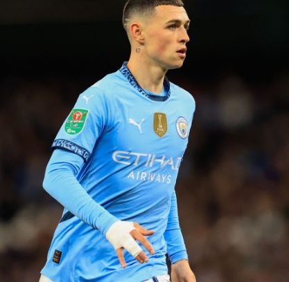 福登赛季表现剖析：曼市德比背后的思考与疑问