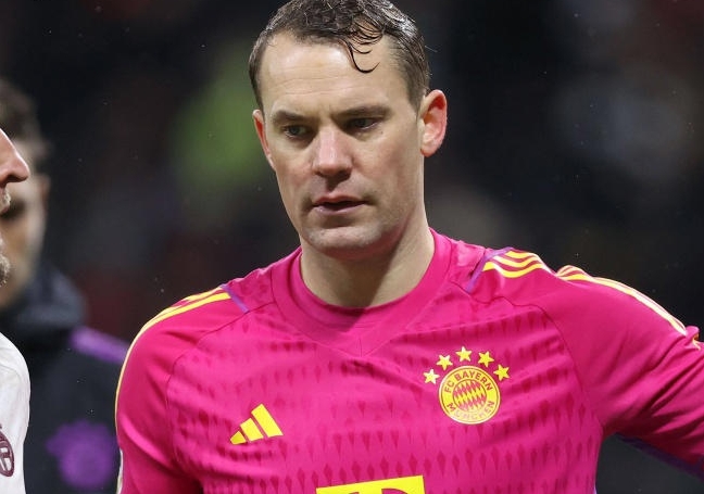 拜仁门将布局：诺伊尔续约与新人引援展望