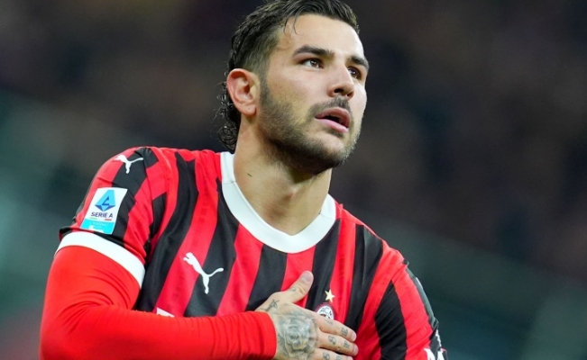 米兰边卫风云：特奥替补背后的考量