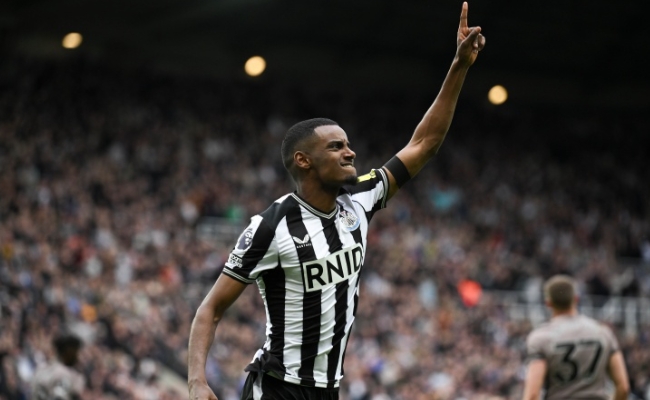 卡斯卡里诺谈伊萨克：纽卡锋霸去留引关注