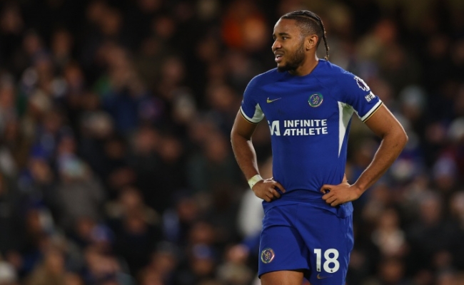 恩昆库转会风云：巴萨、切尔西与那不勒斯的博弈