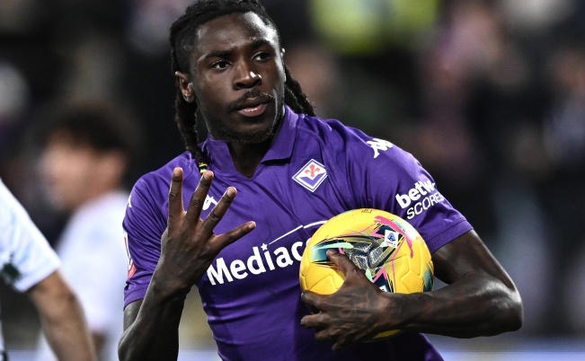 小基恩的心声：国籍、信仰与父爱的交织