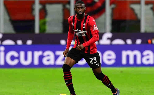 米兰冬窗后防变局：托莫里与莫斯奎拉的去留博弈