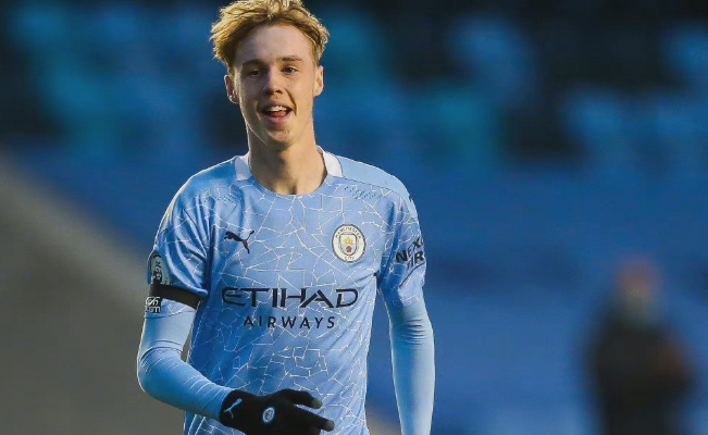 凯塞多逆袭：从质疑到切尔西中场支柱