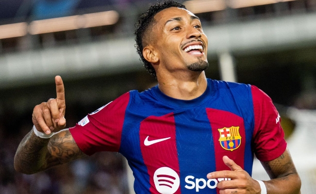 拉菲尼亚的归家承诺：重返科里蒂巴续写传奇