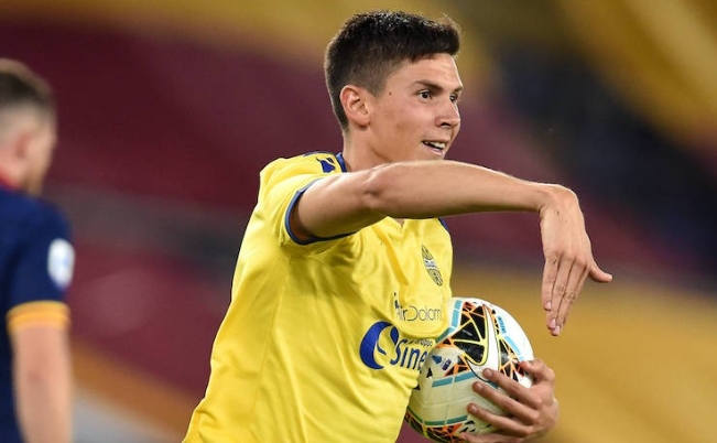 意甲中场之争：那不勒斯与米兰国米的贝拉亚内角逐