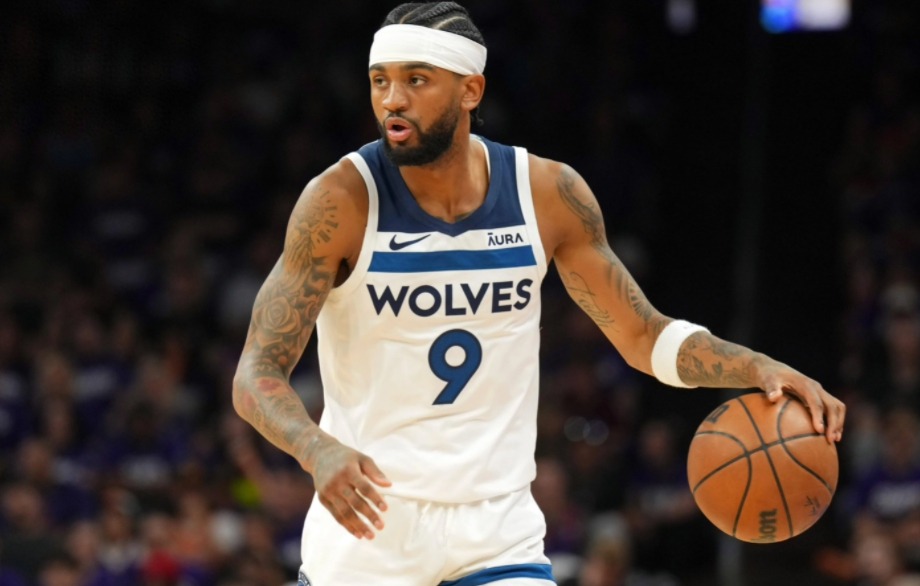 森林狼奋进：沃克谈迪文成长