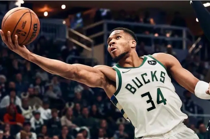 雄鹿负篮网：字母哥创历史壮举