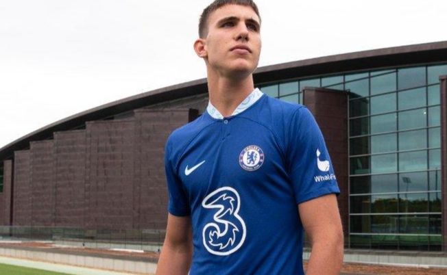 切尔西与都灵的卡萨迪交易风云