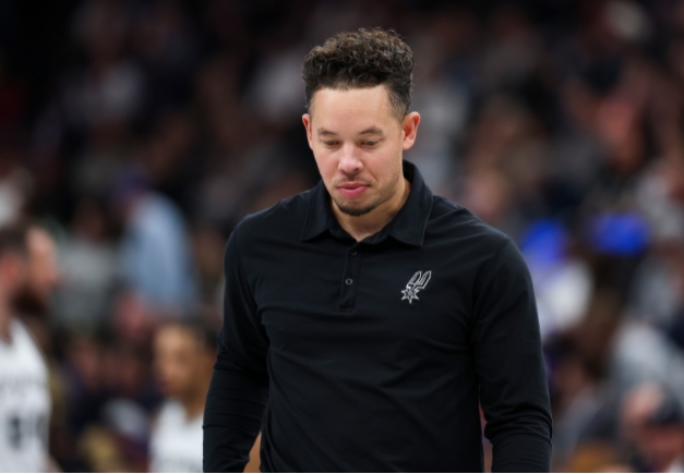 凯尔登盛赞米奇，助力球队前行