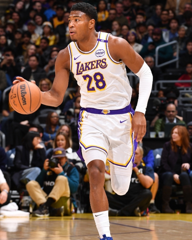 八村塁谈球队近期表现，期待两场关键之战