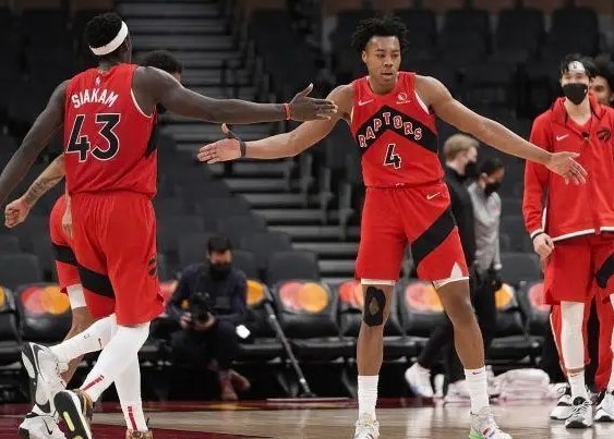 残阵魔术顽强逆袭！力挫猛龙收获胜果