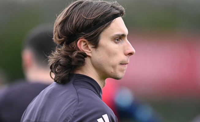 卡拉菲奥里在阿森纳的成长之旅：从加盟到融入，展望未来