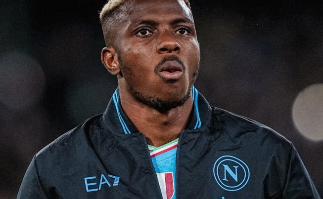 曼联追求奥斯梅恩之路