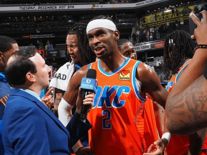 雷霆亚历山大闪耀十二月，MVP 之争引热议