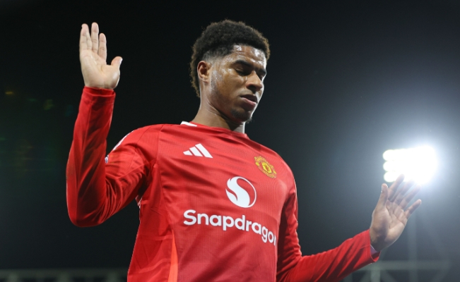 曼联转会风云：拉什福德去向与门将引援计划