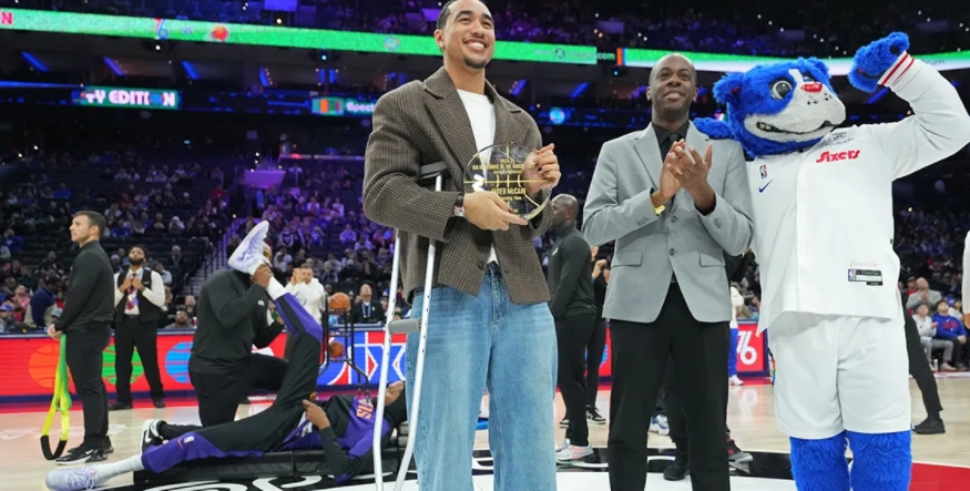 76 人麦凯恩伤停，赛季前景蒙尘