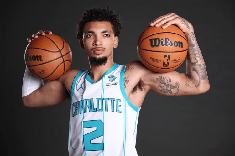 布克奈特 G 联赛空砍高分，未来仍可期