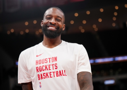 杰夫・格林新角色，赛场内外皆担当