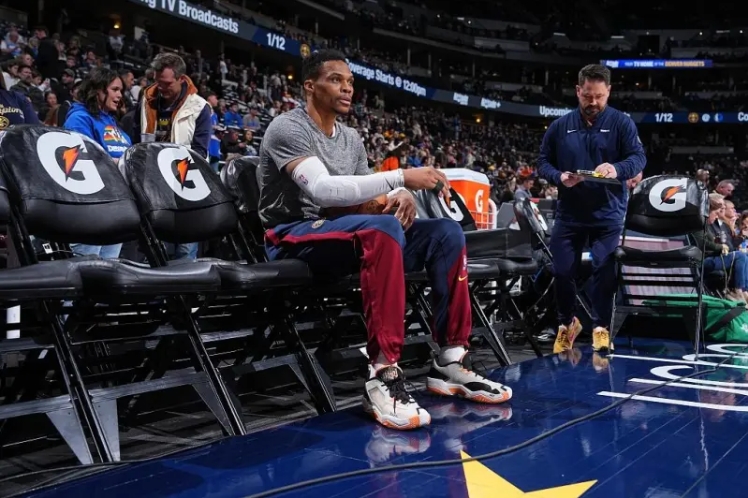 威少助力掘金，高效表现获认可