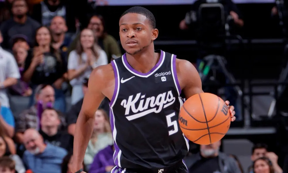 福克斯里程碑之战：国王力克公牛，生涯总得分跻身队史第四