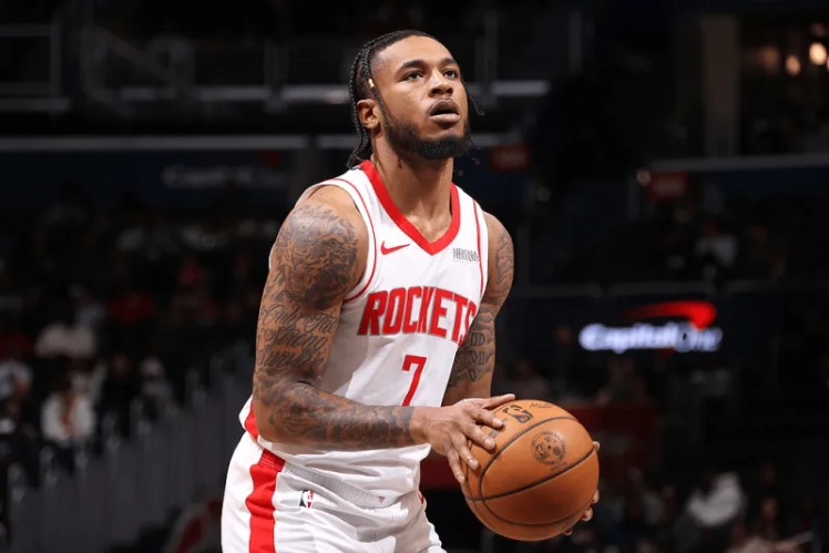 惠特摩尔表现起伏，火箭胜灰熊引思考