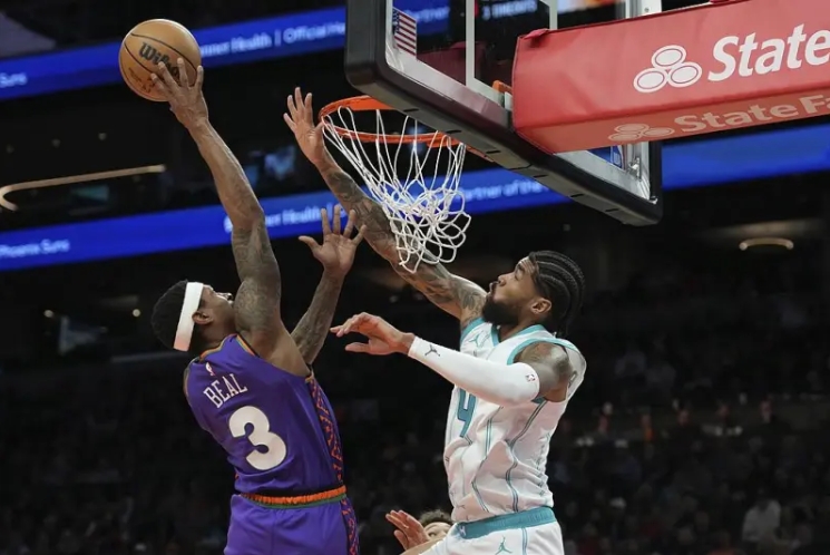 努尔基奇因病缺席，太阳中锋位置引交易风云