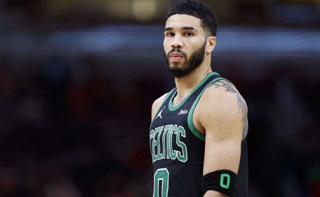 塔图姆回应质疑：凯尔特人困境中砥砺前行