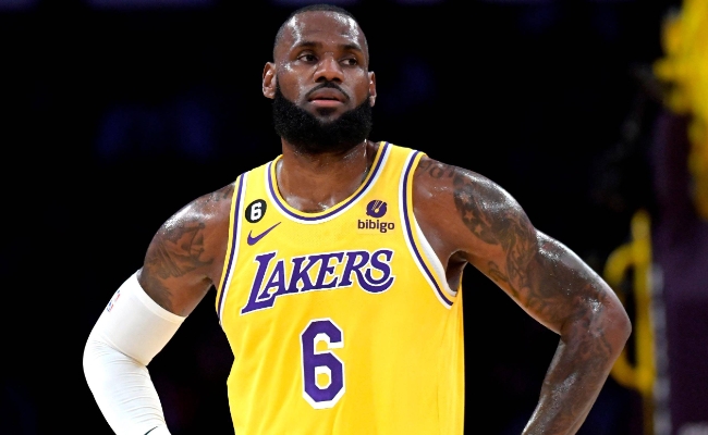 湖人蓄势待发：明日主场迎战马刺，伤病与赛程的双重考验