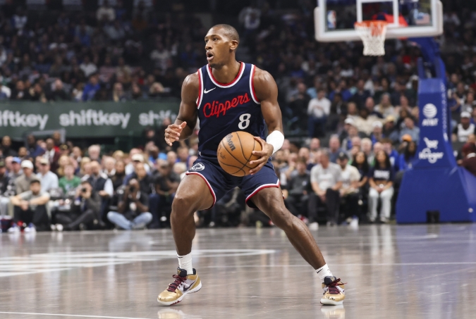 快船主场获胜，邓恩赛场贡献独特