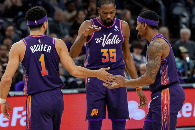 NBA常规赛前瞻：亚特兰大老鹰挑战菲尼克斯太阳，谁能翱翔天际？