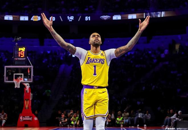 德安吉洛·拉塞尔：球场指挥官，湖人进攻新引擎