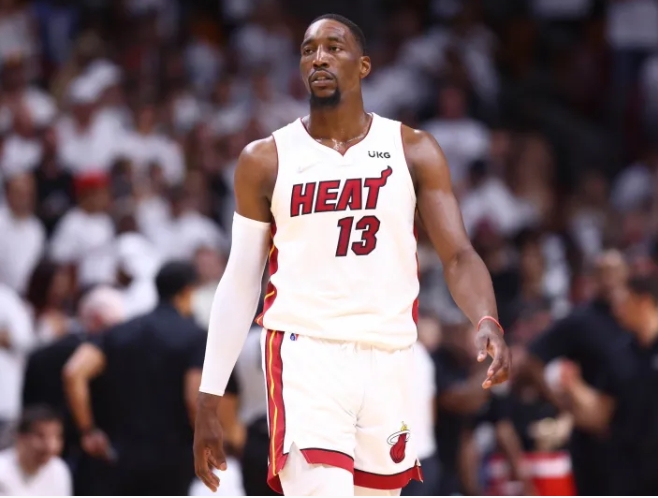 阿德巴约缺阵，热火面临挑战