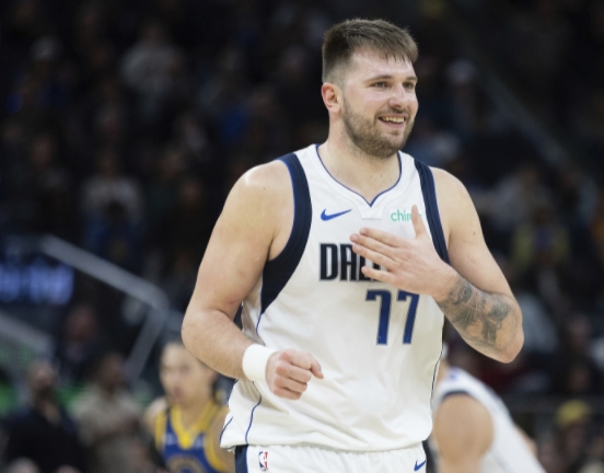 基德聚焦东契奇与球队目标，独行侠剑指总冠军