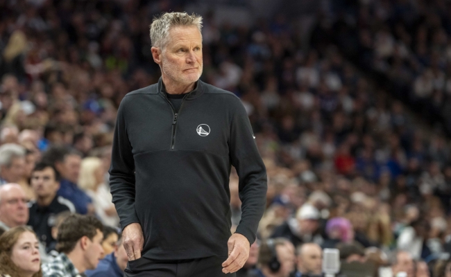 西部格局变动：马刺崛起，勇士排名下滑困境待解