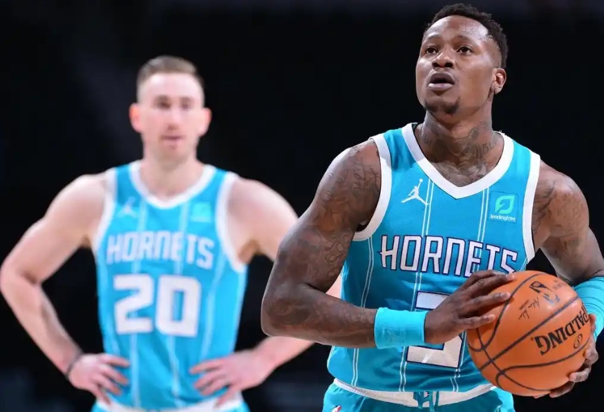 NBA常规赛：犹他爵士对阵夏洛特黄蜂，西部风云再起