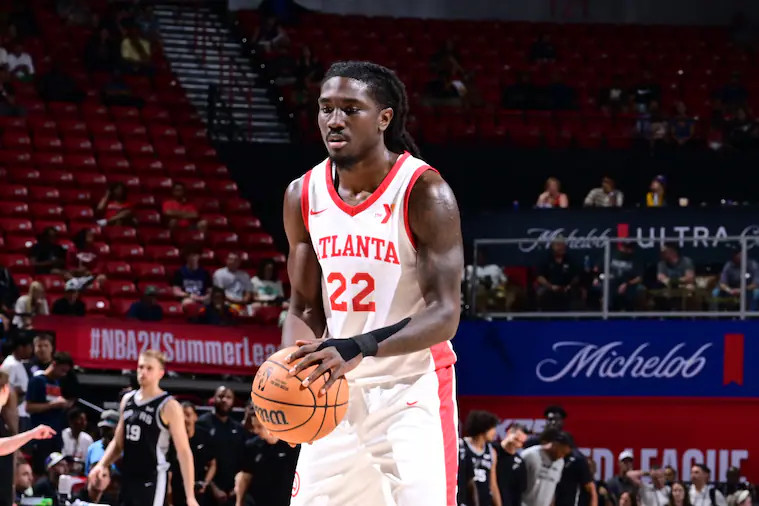 基顿-华莱士闪耀赛场，27分刷新职业生涯得分新高