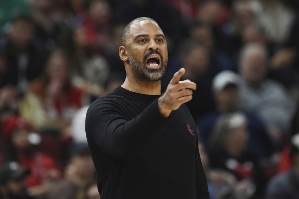 火箭惜败国王，乌度卡赛后反思 